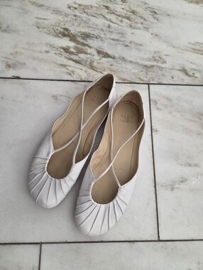 Alex Marie White Leather Strappy Sandal Cris Cross Design Made In Brazil 8.5
